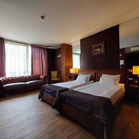 Hotel City Pleven Exterior foto